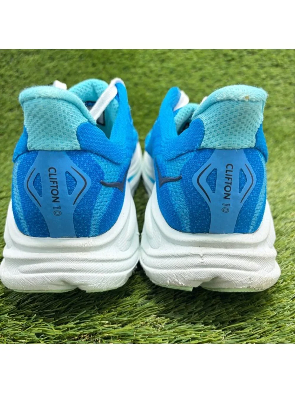 Hoka One One Clifton 10 Mens Size 9.5 Blue Athletic Road Running Shoes Sneakers